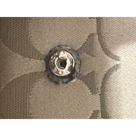 Coach Logo Wallet Beige Brown Flawed - Picture 16 of 16